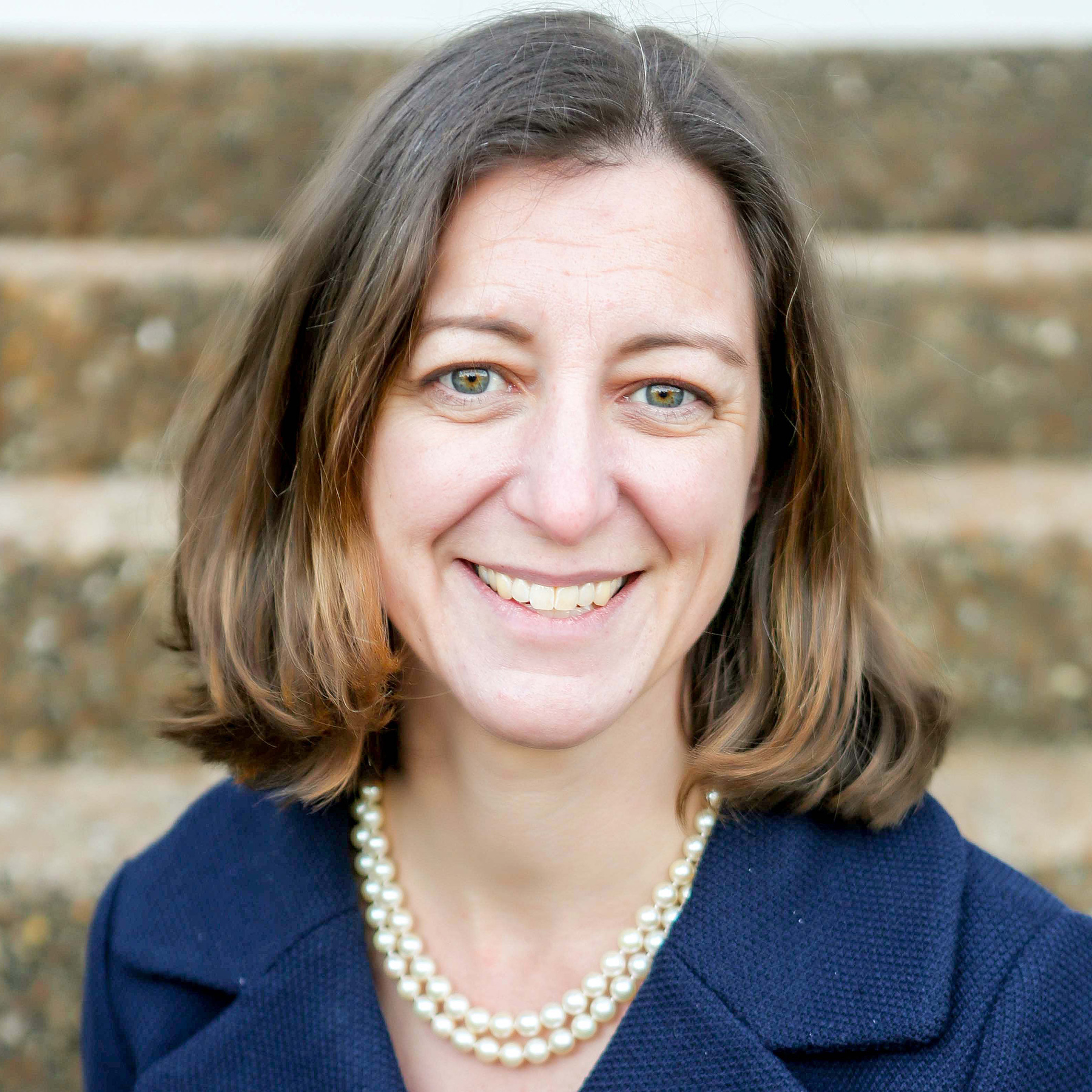 Photo of Elaine Luria
